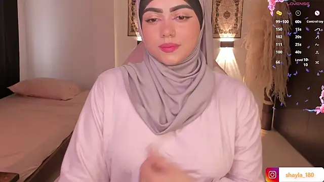 shayla 18 online show from March 20, 2025, 8:51 pm