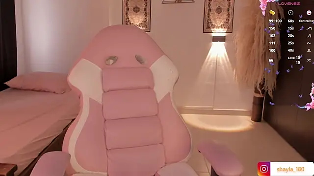 shayla 18 online show from March 21, 2025, 9:12 pm