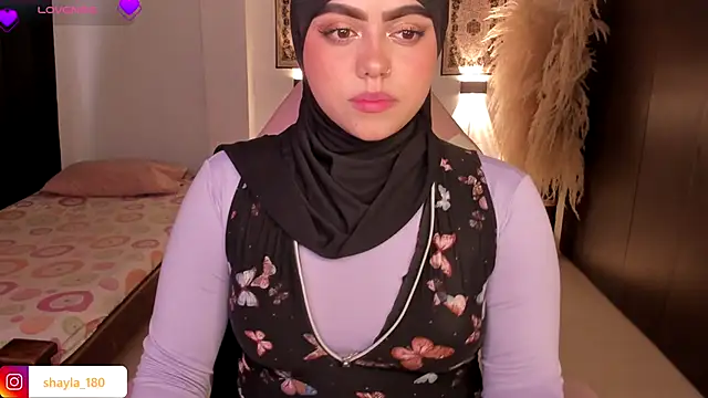 shayla 18 online show from September 11, 2025, 8:31 pm