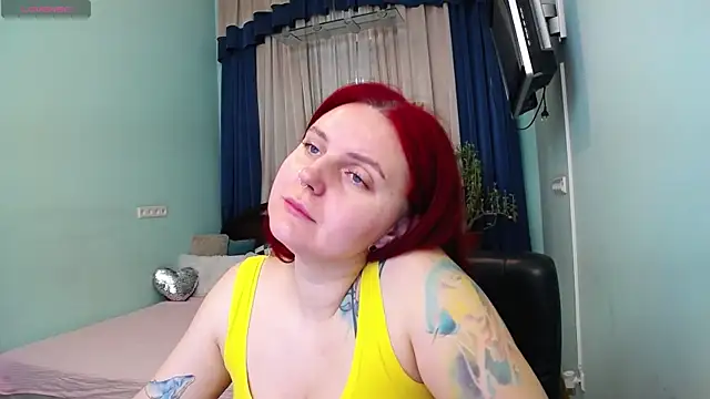 Snapshot of NikaLee chatting on March 17, 2025, 7:57 am NikaLee online show from March 17, 2025, 7:57 am