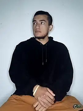 Thick Cock online show from September 28, 2025, 10:44 am