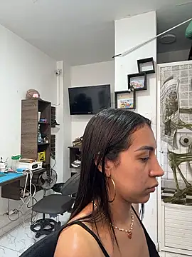  alabina  online show from January 9, 2026, 3:19 pm