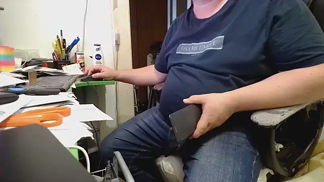 tipko123 online show from October 10, 2025, 3:35 pm