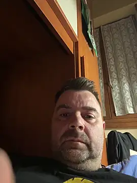 Snapshot of h4cAlex chatting on May 6, 2026, 7:51 pm h4cAlex online show from May 6, 2026, 7:51 pm
