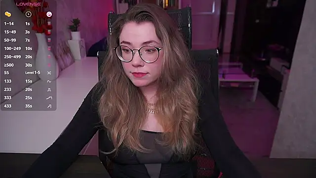 RemyCute online show from June 3, 2026, 5:17 pm