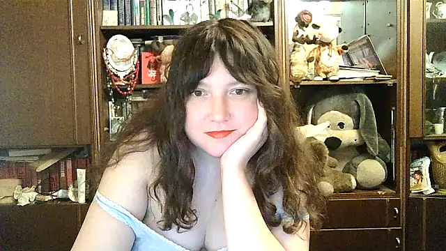 Snapshot of CarrieQPeach chatting on January 5, 2025, 7:49 pm CarrieQPeach online show from January 5, 2025, 7:49 pm