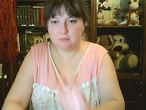 Snapshot of CarrieQPeach chatting on November 28, 2025, 6:08 pm CarrieQPeach online show from November 28, 2025, 6:08 pm