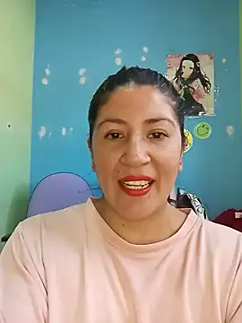 nammy  dirtyhott online show from December 20, 2024, 3:31 pm