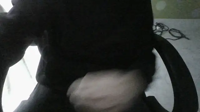 FranciCazzone online show from December 19, 2024, 3:19 pm