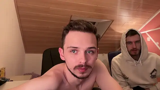 Snapshot of naked_psy chatting on December 27, 2024, 3:31 am naked psy online show from December 27, 2024, 3:31 am