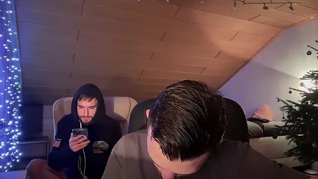 Snapshot of naked_psy chatting on January 8, 2025, 1:11 am naked psy online show from January 8, 2025, 1:11 am