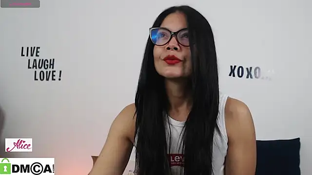 Snapshot of Alicesoul chatting on December 16, 2025, 11:09 pm Alicesoul online show from December 16, 2025, 11:09 pm