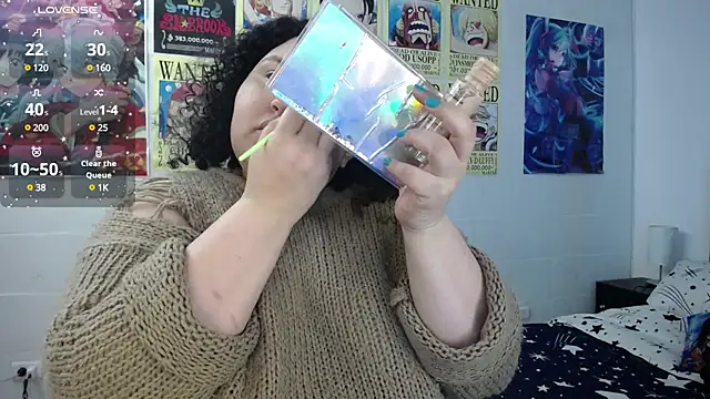 luisianacoxx online show from February 26, 2025, 11:30 pm