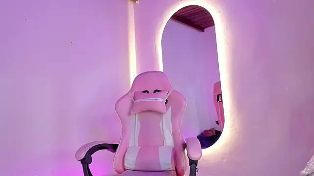  girl fernanda  online show from January 6, 2026, 9:46 am