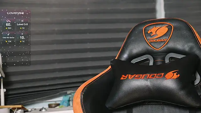 BlueCherryy online show from November 21, 2025, 12:48 pm