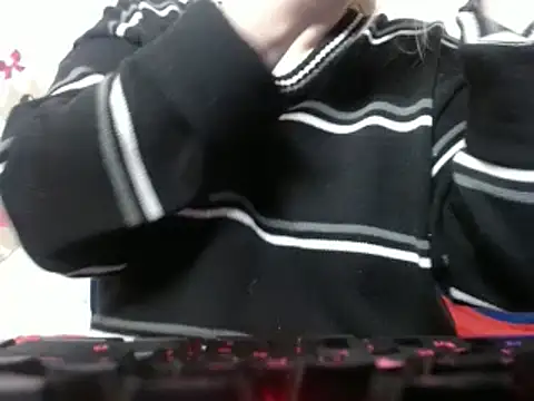 69liamilk69 online show from December 16, 2024, 5:27 am