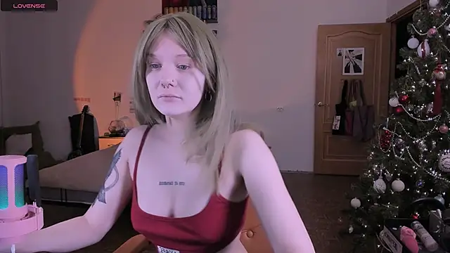 cyber whore  online show from February 2, 2026, 4:17 pm