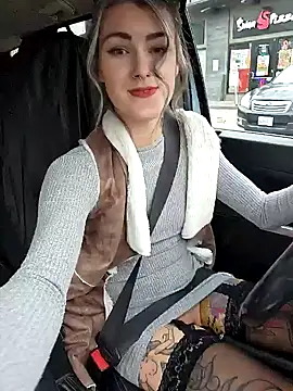 Lilmissvyx online show from January 22, 2025, 4:44 pm