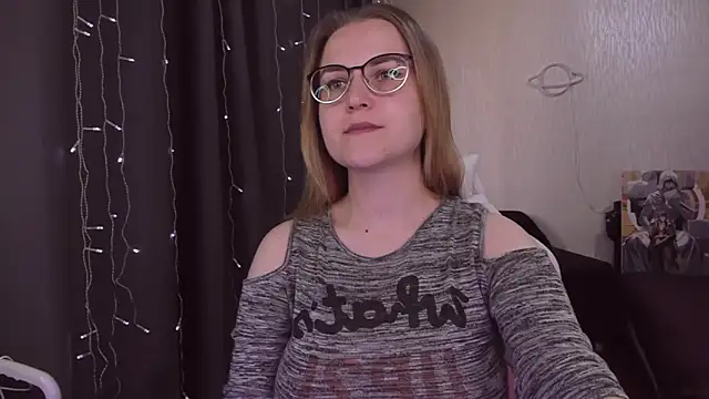 MissBrightShine online show from September 23, 2025, 11:06 am