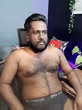 Rayansmith  online show from November 3, 2025, 11:19 pm