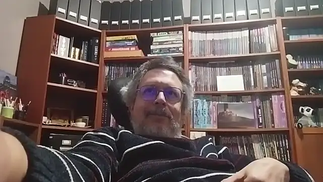 Mandra is a whore online show from November 2, 2025, 5:40 pm