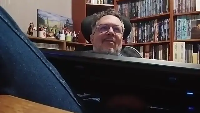 Mandra is a whore online show from November 17, 2025, 10:36 pm