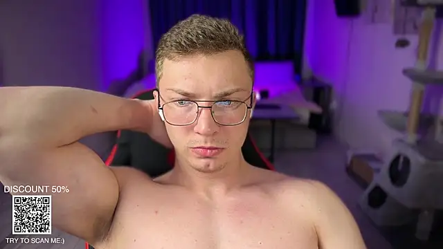 iron  chap online show from November 7, 2025, 9:08 pm