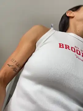 dominantandsubmissiveshow online show from March 18, 2026, 9:04 pm