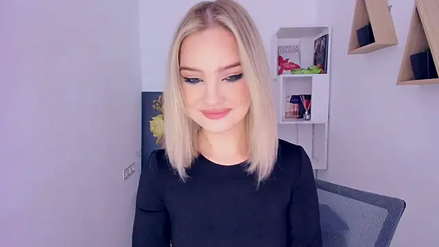 FloweryLove 1 online show from March 7, 2025, 2:45 pm