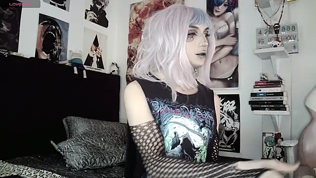 kiiler queen online show from April 20, 2026, 6:42 pm