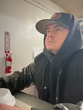 PeterGrandee online show from December 26, 2024, 4:47 pm