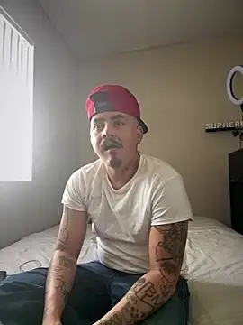 PeterGrandee online show from February 7, 2025, 8:10 pm