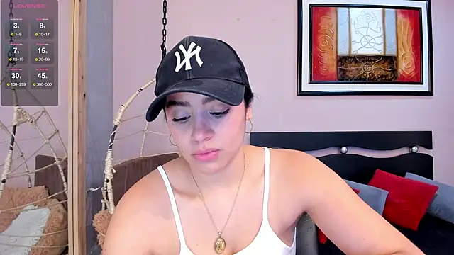 Paula Desousa online show from September 9, 2025, 7:34 pm