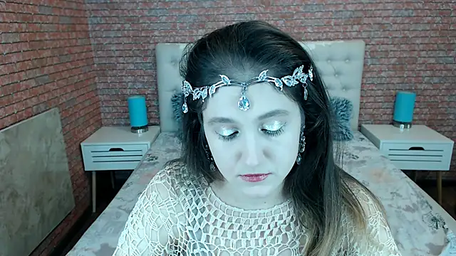 Snapshot of Holliy_Cooper chatting on November 24, 2025, 1:22 pm Holliy Cooper online show from November 24, 2025, 1:22 pm