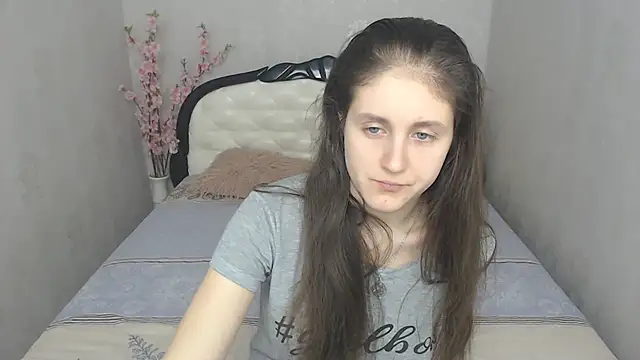 Snapshot of Holliy_Cooper chatting on March 7, 2025, 6:57 am Holliy Cooper online show from March 7, 2025, 6:57 am