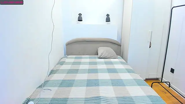 liloneforyou online show from October 27, 2025, 12:50 pm