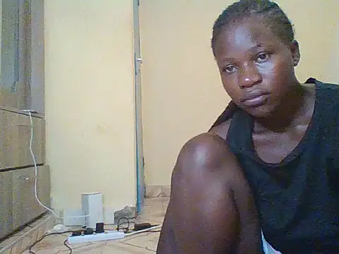 Snapshot of prettychic5 chatting on February 2, 2026, 8:46 am prettychic5 online show from February 2, 2026, 8:46 am