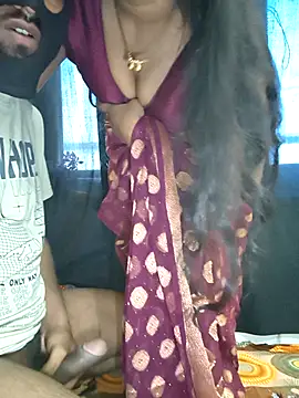 Snapshot of Something_61 chatting on February 12, 2026, 4:34 am Something 61 online show from February 12, 2026, 4:34 am