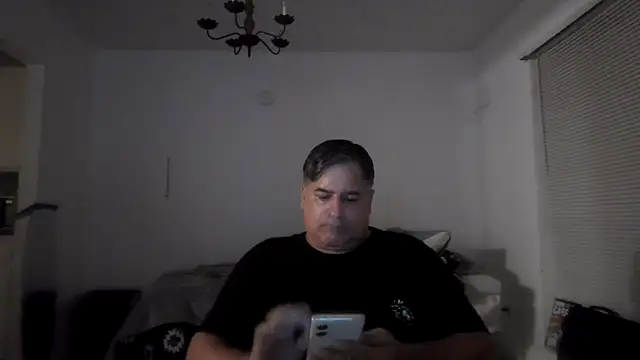 Snapshot of Peachestabby147 chatting on December 21, 2025, 10:50 am Peachestabby147 online show from December 21, 2025, 10:50 am