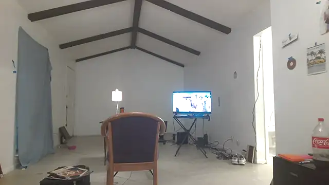 Snapshot of Peachestabby147 chatting on October 16, 2025, 2:31 am Peachestabby147 online show from October 16, 2025, 2:31 am