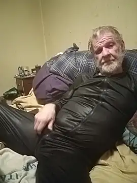 Snapshot of cmagic9 chatting on January 15, 2026, 3:32 am cmagic9 online show from January 15, 2026, 3:32 am