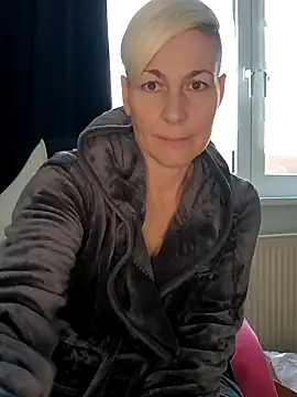 DarleenHot online show from December 6, 2024, 11:16 am