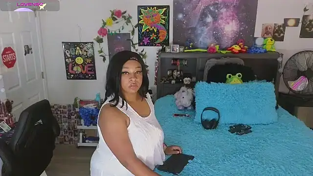 temptressbeauty24 online show from September 24, 2025, 1:02 am