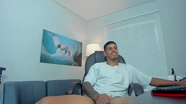 Snapshot of vincen_jose chatting on January 10, 2026, 9:21 pm vincen jose online show from January 10, 2026, 9:21 pm