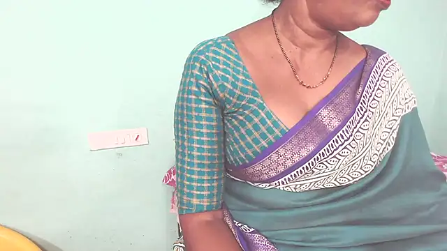 shrutitelugu69 online show from July 15, 2026, 5:09 pm