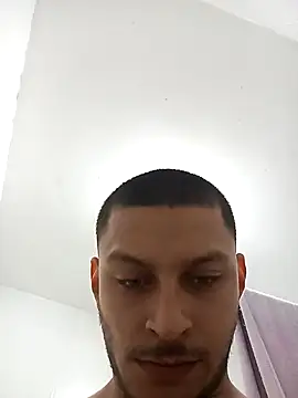 emrehliug12 online show from December 17, 2024, 4:12 am