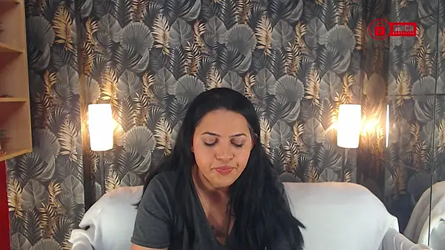 Snapshot of jessthewicked chatting on December 19, 2024, 6:45 pm jessthewicked online show from December 19, 2024, 6:45 pm