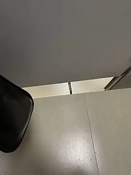 Asia-Lynn online show from March 19, 2025, 10:44 am