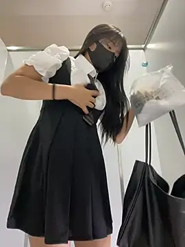 Asia-Lynn online show from March 2, 2025, 11:30 am