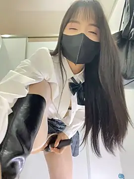 Asia-Lynn online show from March 13, 2025, 2:01 pm